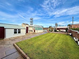 Photo 13- click for photo gallery